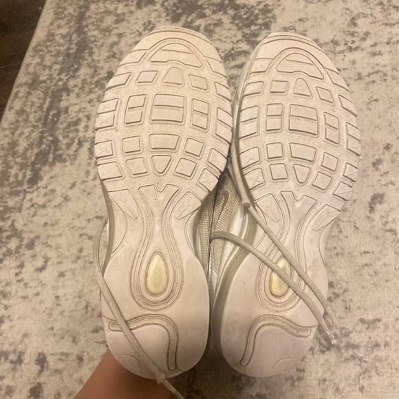 NIKE White Y2K ‘90s Sneakers Sz 8.5
